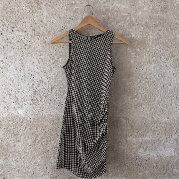 Zara Gingham Checkered Dress Size S, EUC, Women's Summer Dress, Casual Picnic - Picture 1 of 5